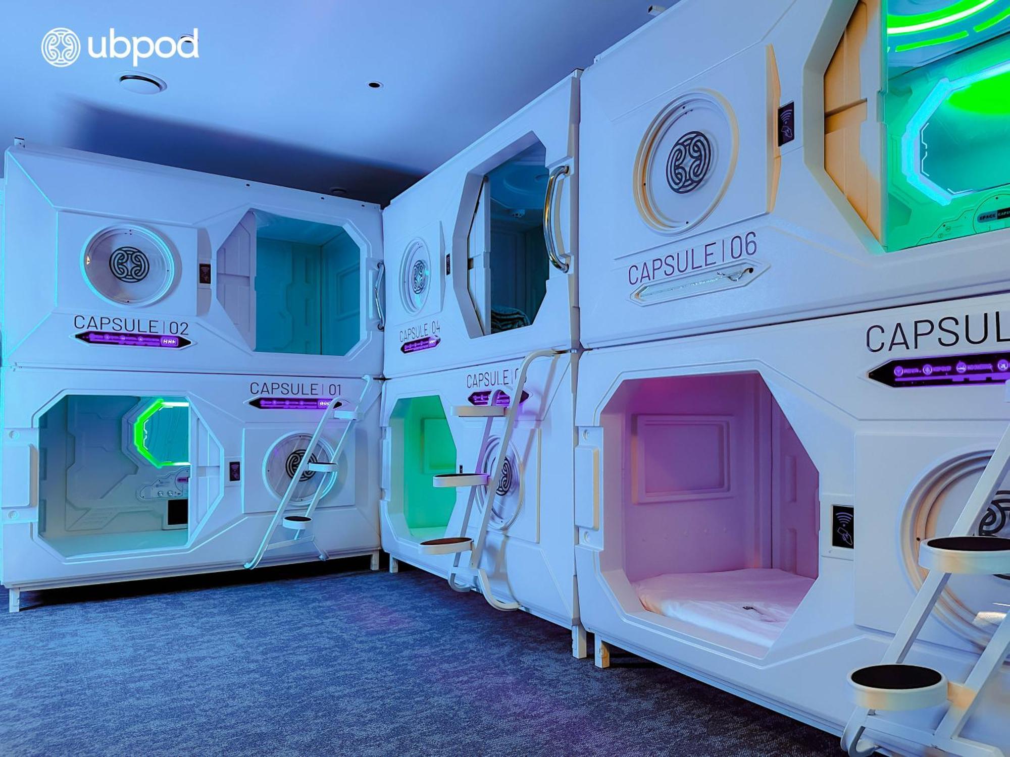 Ubpod- The First Capsule Hotel In Mongolia أولان باتور المظهر الخارجي الصورة
