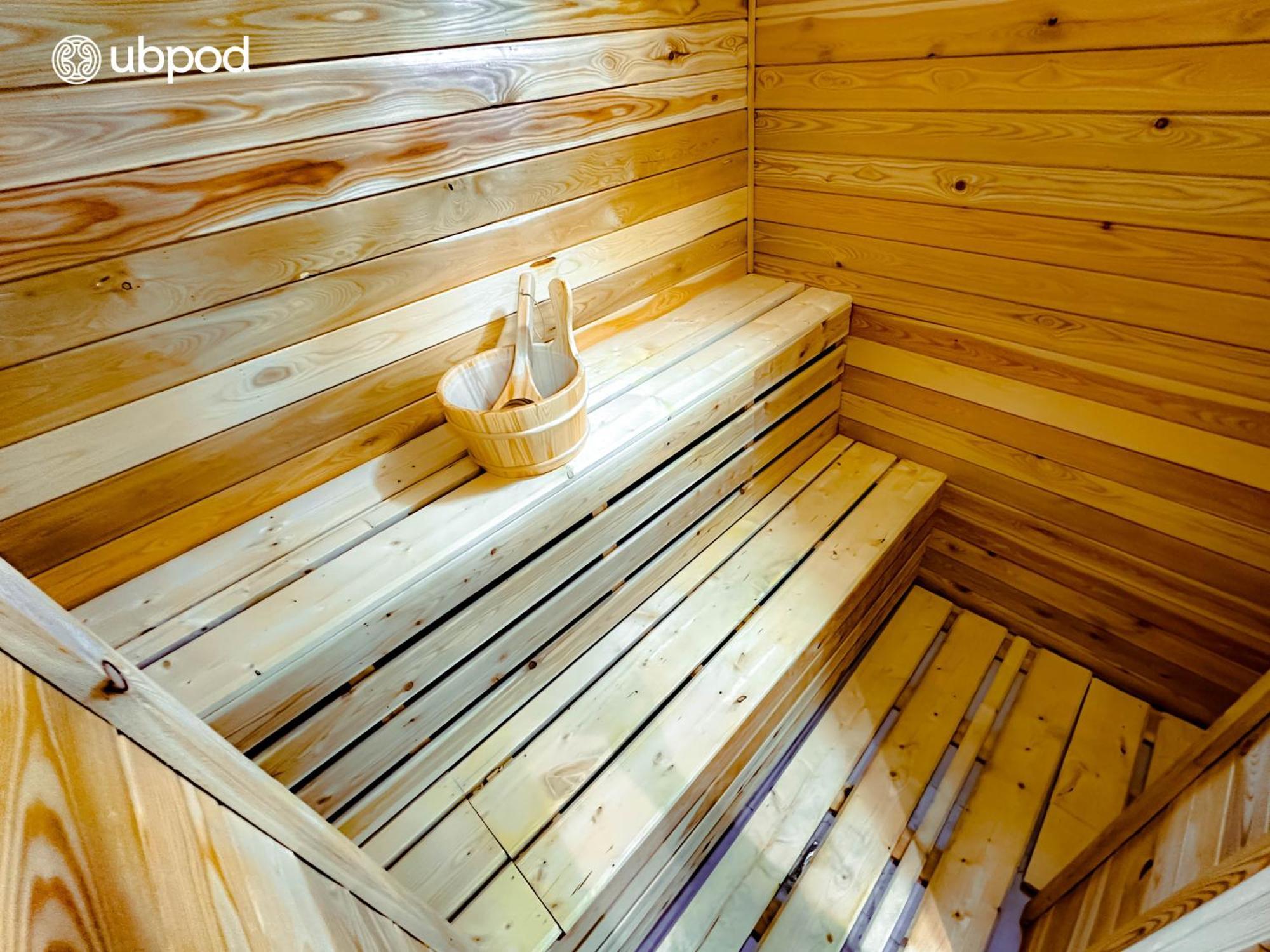 Ubpod- The First Capsule Hotel In Mongolia أولان باتور المظهر الخارجي الصورة